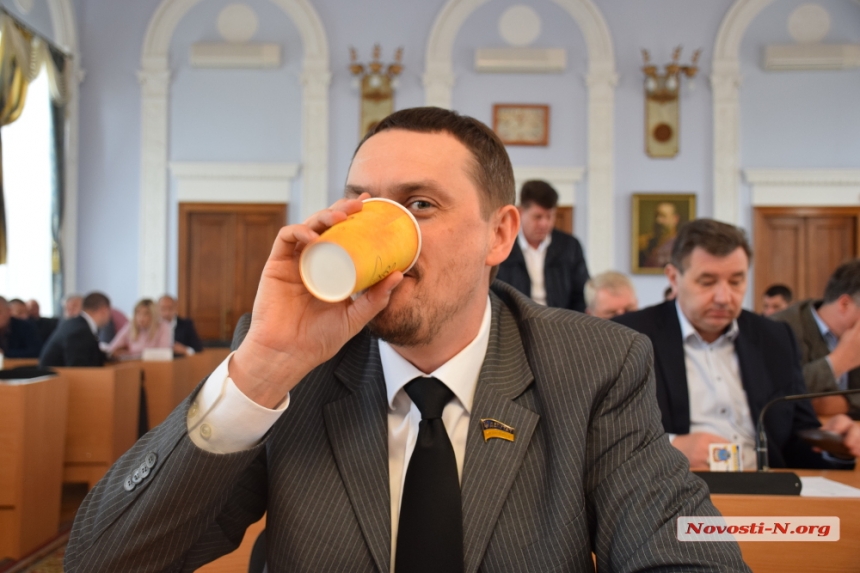 Как проходила последняя сессия Николаевского горсовета без Сенкевича. ФОТОРЕПОРТАЖ
