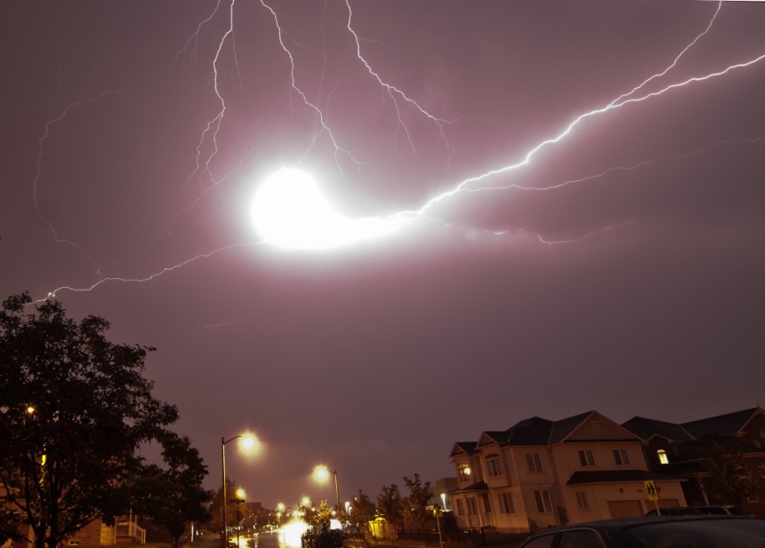 Эксперты предупреждают о появлении в августе в Николаевской области шаровых молний