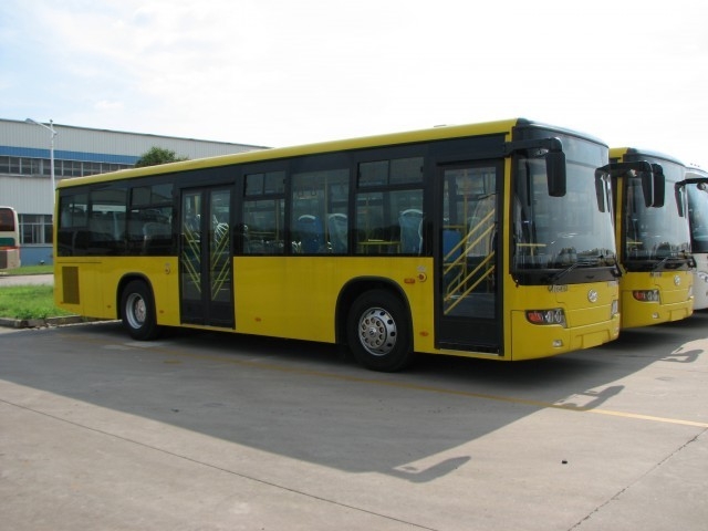 Новые коммунальные автобусы должны «связать» Корабельный район и Матвеевку