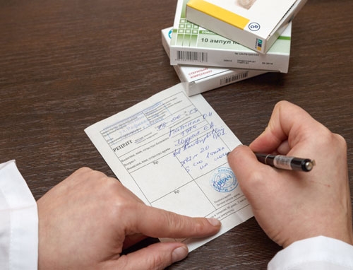 Частным врачам Украины разрешили выписывать препараты по программе "Доступные лекарства"