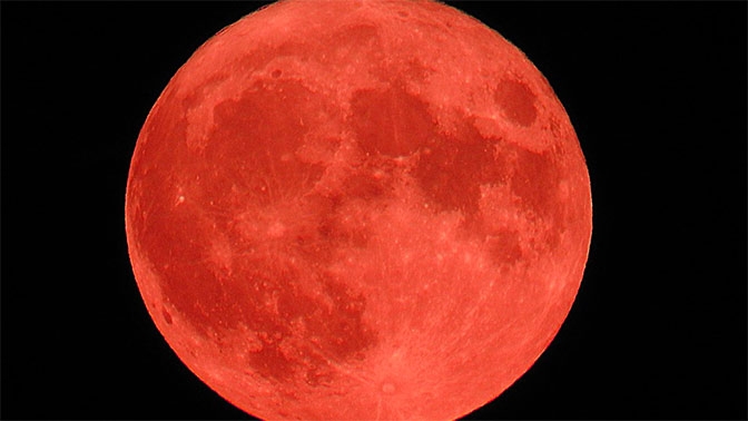 Сегодня ночью над Украиной взойдет кровавая Луна - следующая будет через 18 лет