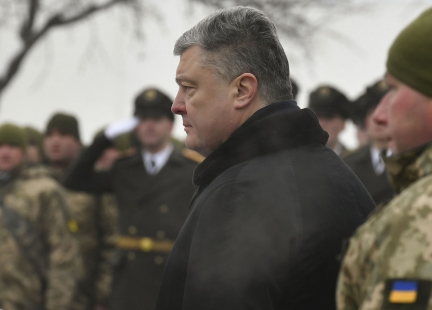 Глава государства: у украинской армии есть все необходимое для успешного выполнения боевых задач