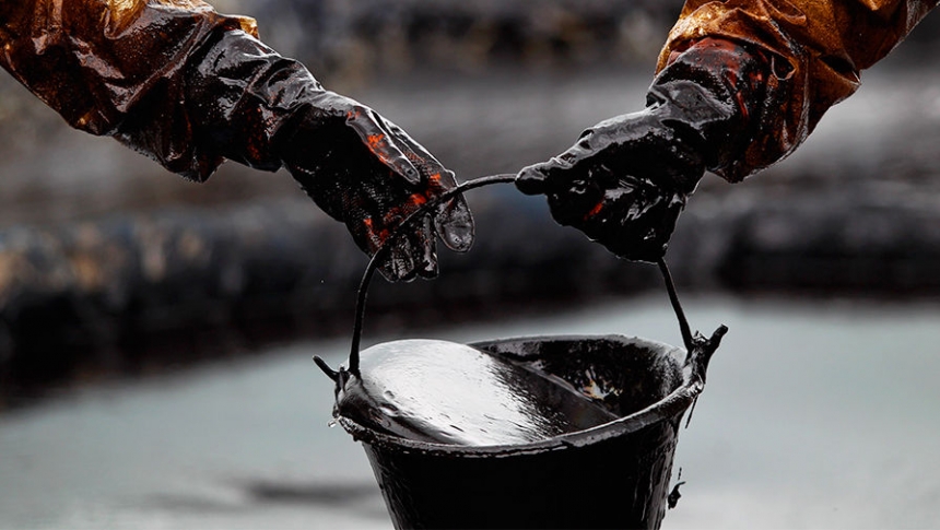 Нефть в январе дорожала рекордными темпами