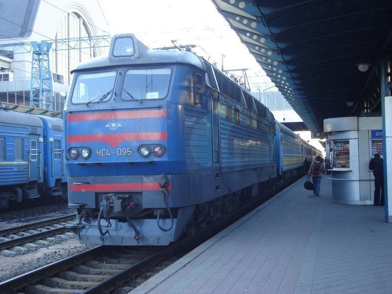 «Укрзалізниця» назначила к 8 марта дополнительные поезда: в том числе из Николаева в Киев