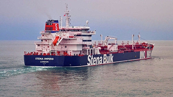 Россия не может выйти на связь со своими моряками на захваченном Ираном танкере