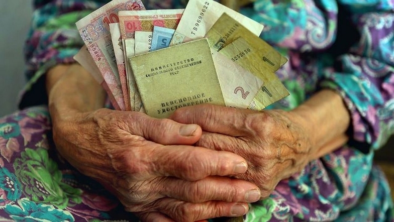 Стало известно, как в Украине проводят перерасчет пенсий