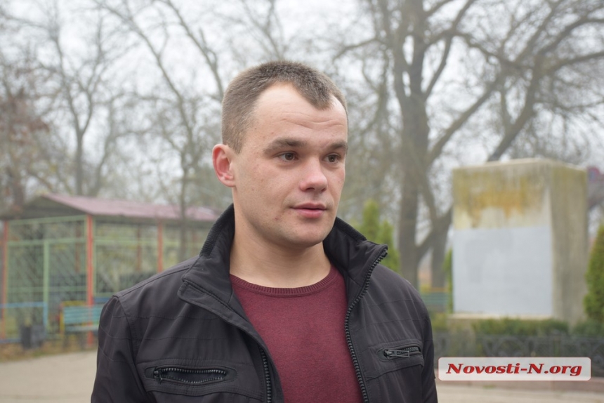 «Меняюсь я и всё вокруг»: в парке Николаева наркозависимые высадили сто деревьев