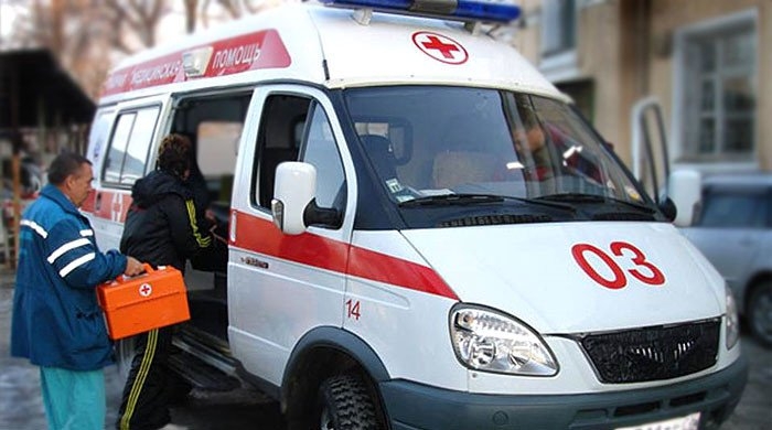 В Никополе пьяная чиновница и ее сын избили бригаду скорой помощи