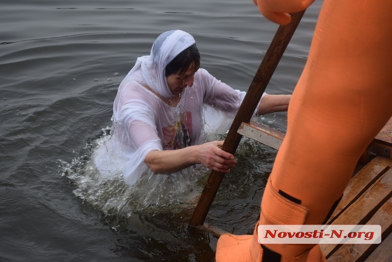 Как в Николаеве проходили крещенские купания. ФОТОРЕПОРТАЖ
