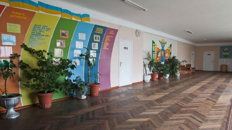 Школу в Киеве закрыли на карантин из-за коронавируса перед самым началом учебного года