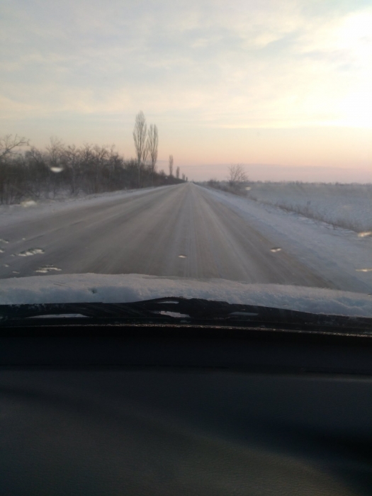Гололед, автомобили в кюветах: оперативная ситуация по дорогам Николаевской области