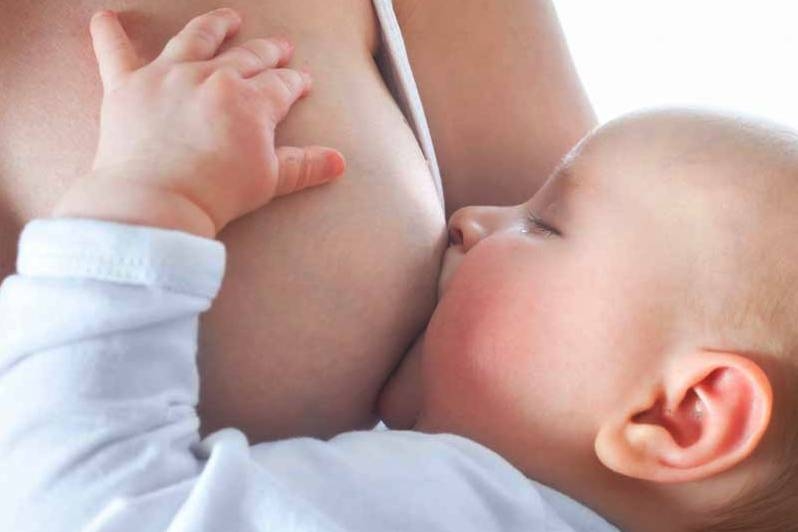 Материнское молоко может блокировать рост метастазов, - ученые