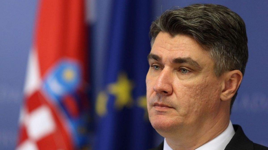 Президент Хорватии отказался извиняться за скандальные высказывания об Украине