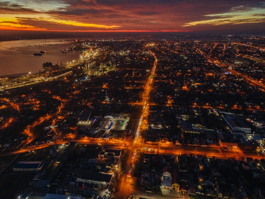 Николаевский фотограф показал вечерний город с высоты птичьего полета