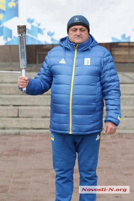 Во имя Мира и Спорта: в Николаеве подняли Олимпийский флаг (ФОТО)