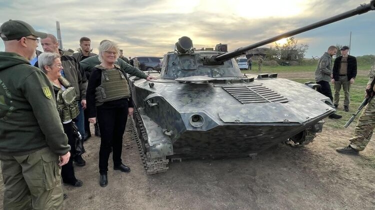 Министр обороны Германии неожиданно приехала в Одессу 