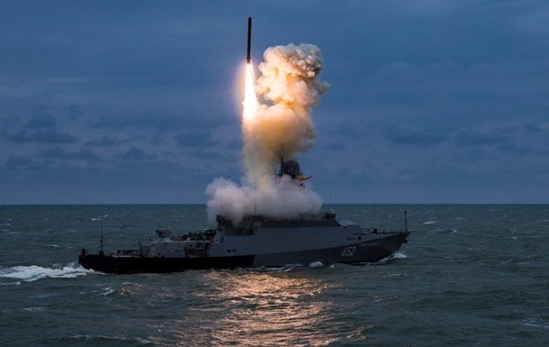 Россия удерживает в Средиземном море пять носителей Калибров, - ВМС