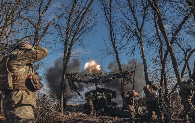 Вертолет и почти 800 оккупантов: Генштаб назвал потери России в Украине за сутки