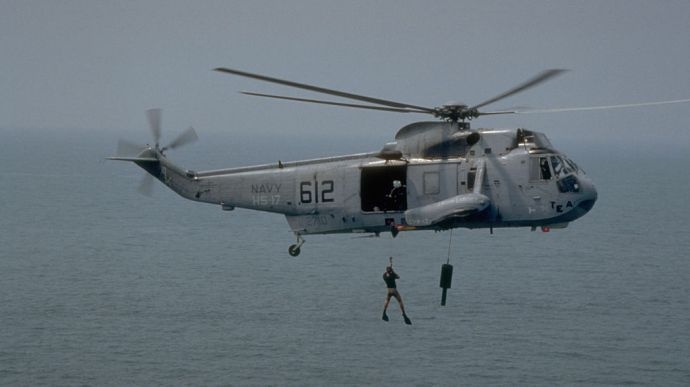В Украину прибыл еще один британский вертолет Sea King, – Резников