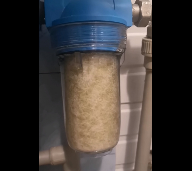 Качество воды в Николаеве: фильтр загрязняется за минуту (видео)
