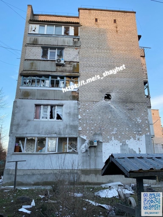 Ночью оккупанты обстреляли Очаков: пострадали жилые дома, горели автомобили (фото)