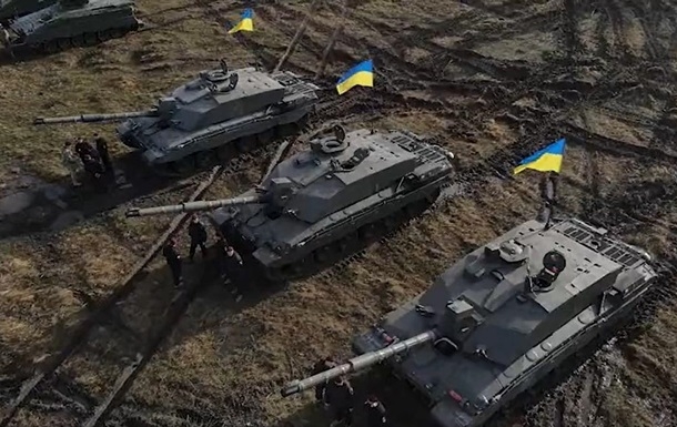 Резников показал видео с британскими Challenger в Украине