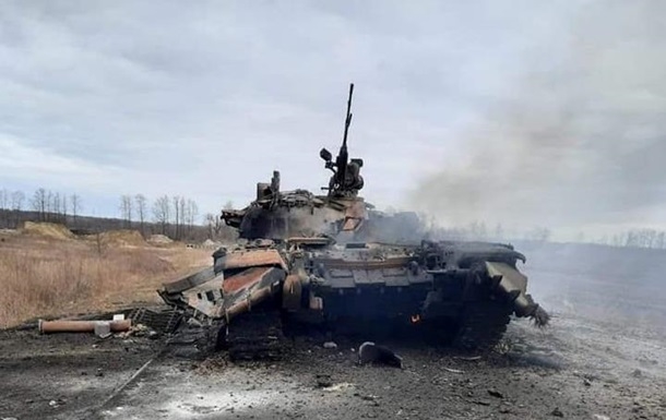 ЗСУ підбили два танки, які намагалися прорватися до українських позицій (відео)