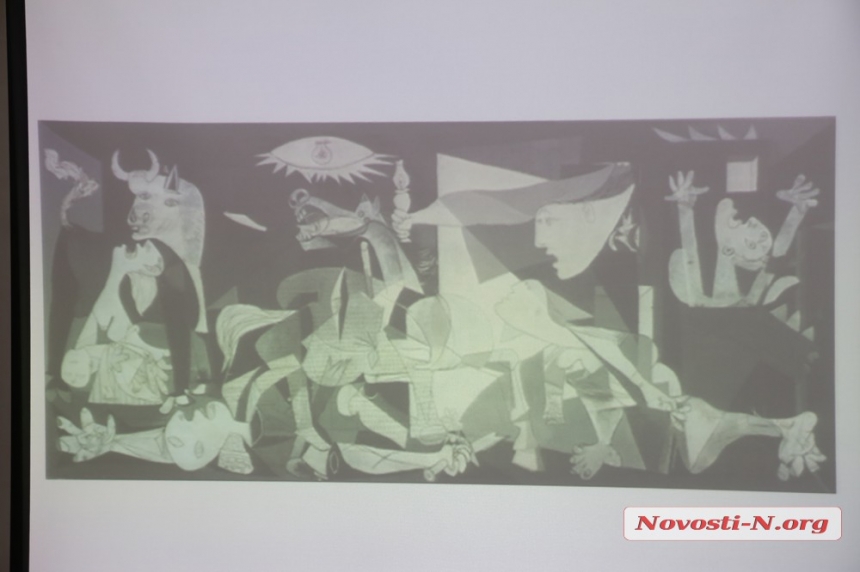 В николаевском музее почтили память погибших в ОГА (фото, видео)