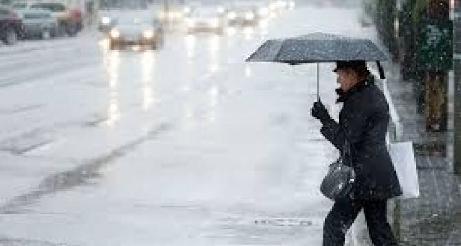 Україну накриє циклон, який принесе хуртовину та сніг: прогноз по регіонах