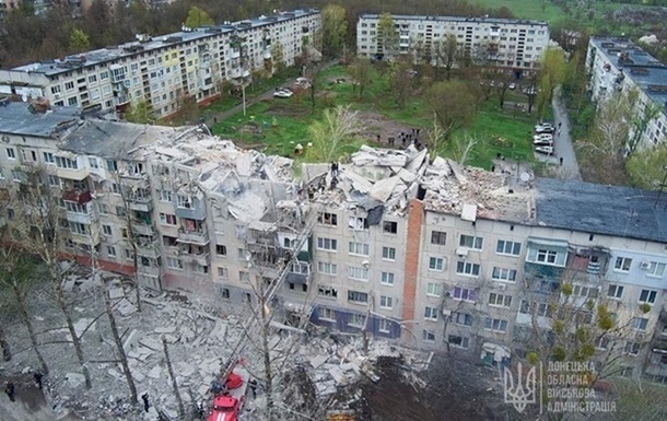 В Славянске 15 погибших вследствие обстрела, спасательные работы завершены