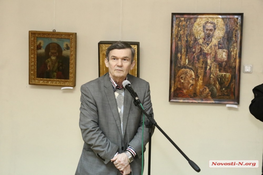 «У єднанні з Богом»: у Миколаївському музеї відкрилася виставка ікон та культового живопису (фоторепортаж)