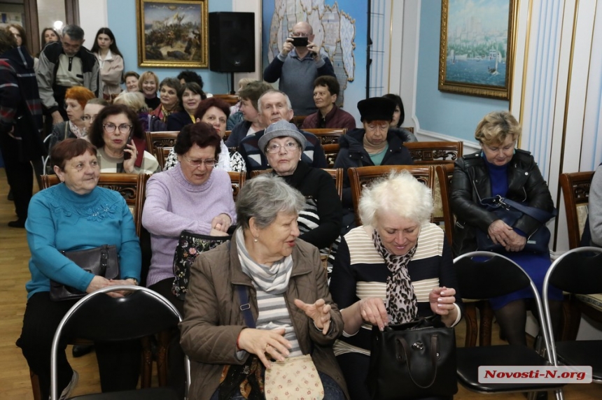 «Прогулянки старим містом»: у Миколаївському краєзнавчому музеї відкрилася нова виставка (фоторепортаж)