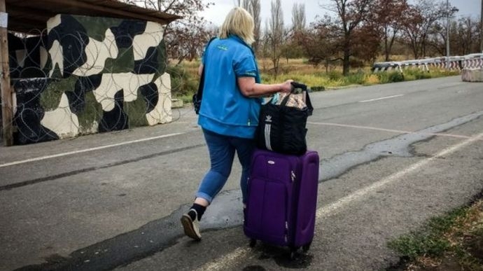 В Украине упростили регистрацию места жительства беженцев из зоны боевых действий и оккупации
