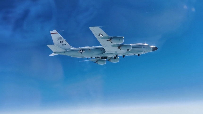 Над Черным морем замечен разведывательный самолет НАТО 