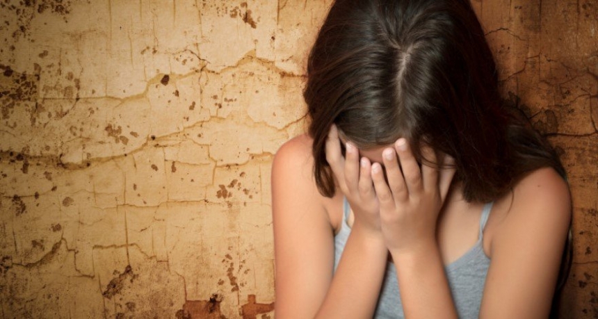 13-річна дівчинка народила дитину: 15-річного батька підозрюють у зґвалтуванні