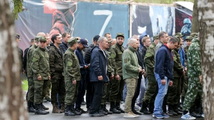 В Луганской области россияне нашли новый способ восполнить потери армии
