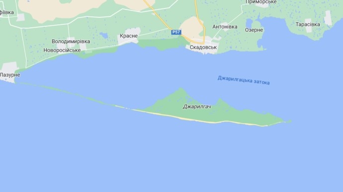 Россияне соединили остров Джарылгач с оккупированной Херсонской областью