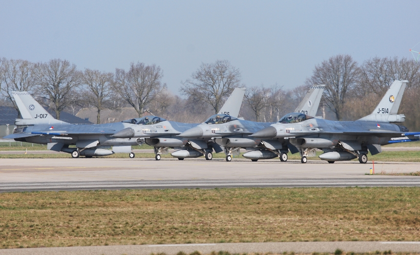 Нидерланды расторгли соглашения по продаже F-16, - СМИ