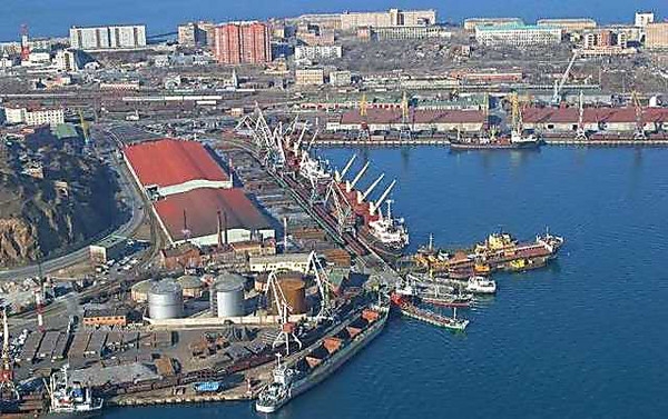 Украина приостановила работу порта «Южный»: названа причина