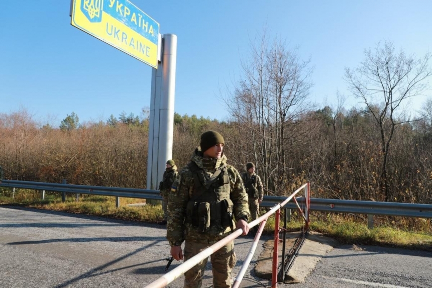 Мобилизация в Украине: грозит ли беглецам за границу уголовная ответственность