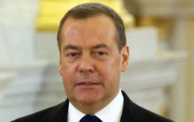 Безрассудно и безответственно: США отреагировали на ядерные угрозы Медведева