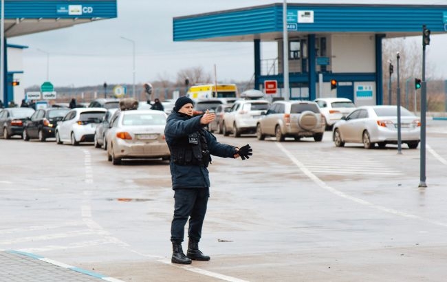 Пограничники показали, как задерживали уклонистов на границе с Молдовой (видео)