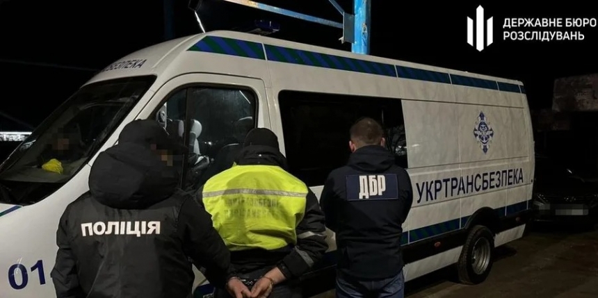 В Одесской области чиновник Укртрансбезопасности брал взятки с водителей перегруженных авто
