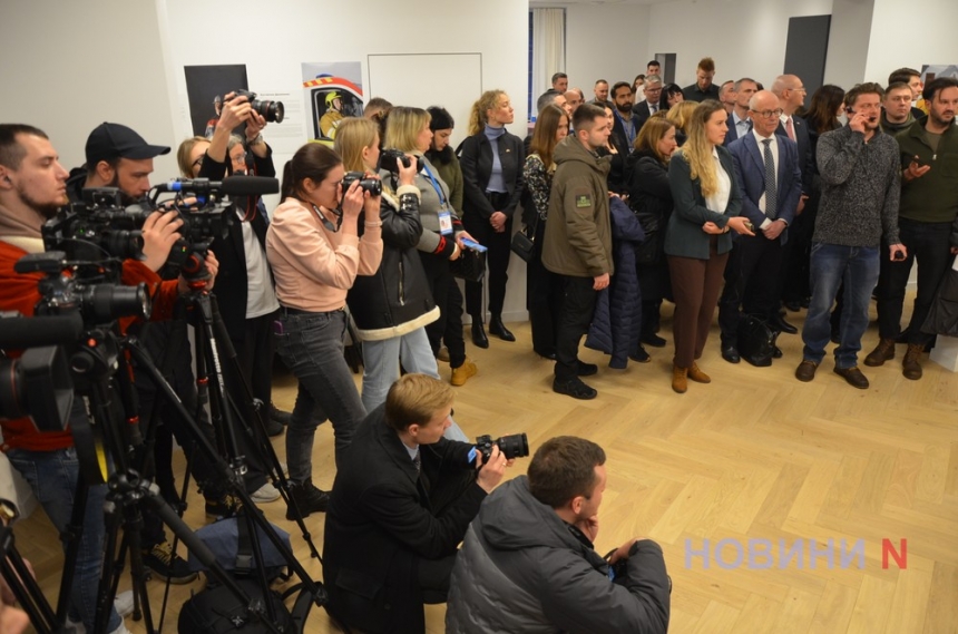 Кулеба привітав датського міністра у Миколаєві, але «на території Данії» (фото)