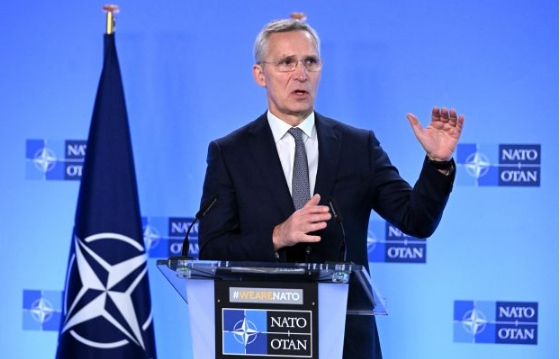 Столтенберг хочет пригласить Украину в НАТО