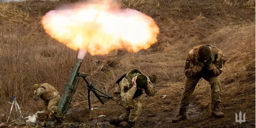 Украина перешла от наступательных действий к обороне, чтобы истощить российскую армию, — Сырский