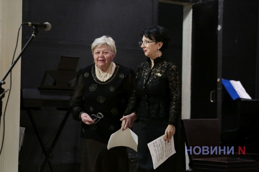 «І знову на душі тепло»: Миколаївські музиканти подарували слухачам яскравий концерт (фоторепортаж)