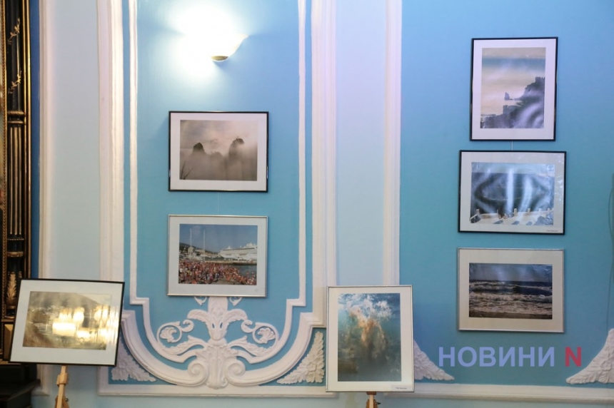 «Крим – це Україна»: в Николаеве показали красоты временно оккупированного полуострова (фоторепортаж)
