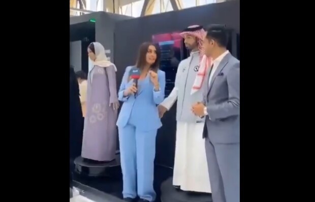 Робот-збоченець: у Саудівській Аравії камера показала, як гуманоїд пристає до жінки (відео)