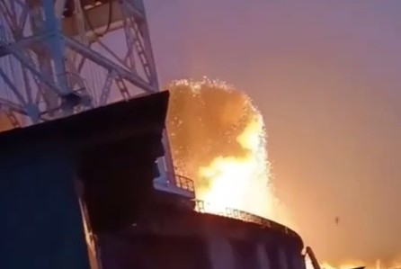 Появилось видео попадания ракеты по ДнепроГЭС